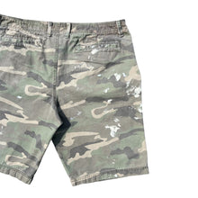 Load image into Gallery viewer, Vintage  Faded Painter Camo Cargo Shorts
