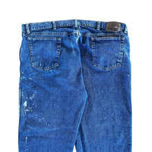 Load image into Gallery viewer, Vintage Baggy Wrangler Painter Jeans
