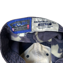 Load image into Gallery viewer, Vintage Faded Yale Hat
